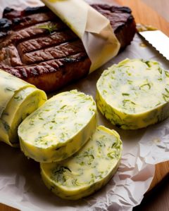Suivez pas à pas notre recette de beurre d'estragon